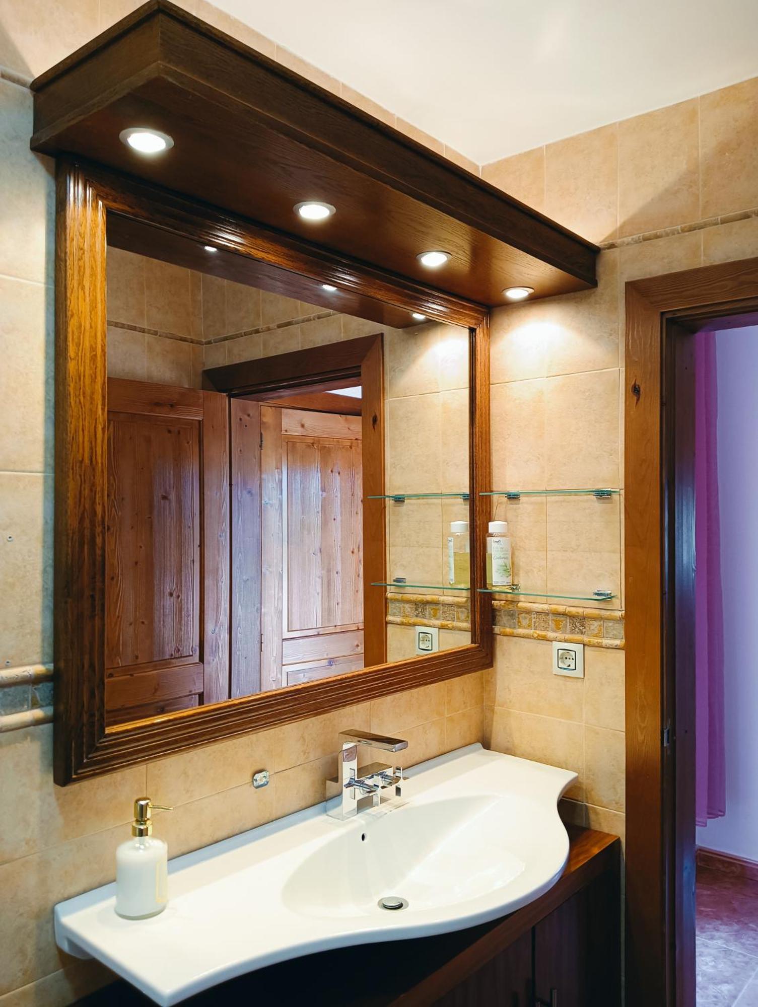 Villa Du Lac Speciale Pour Famille Avec Enfant Riudecanyes エクステリア 写真