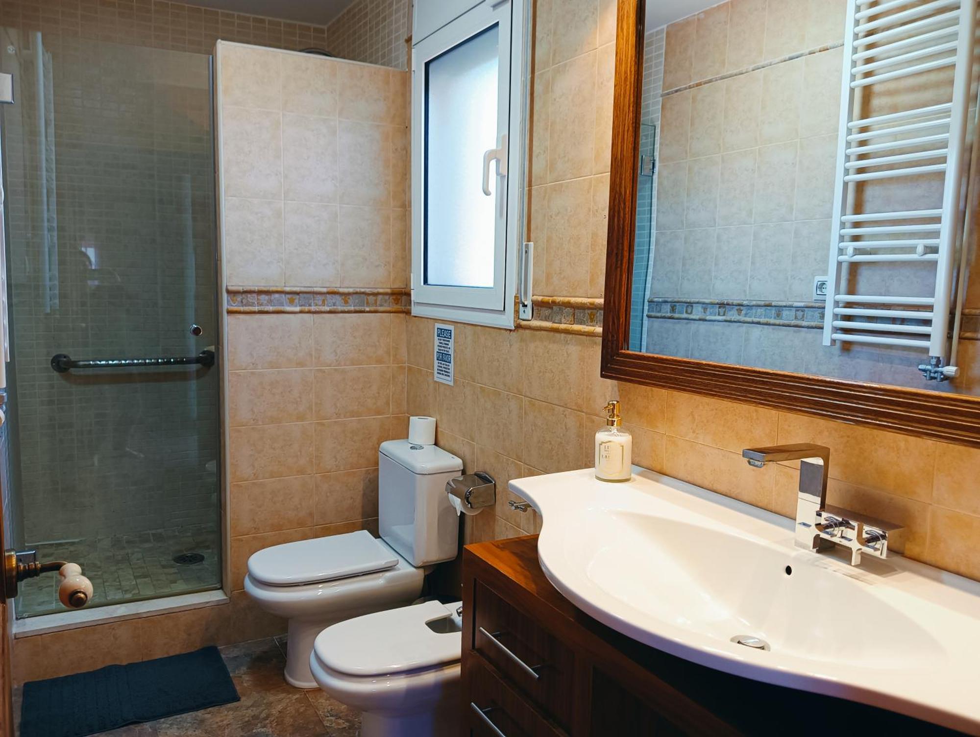Villa Du Lac Speciale Pour Famille Avec Enfant Riudecanyes エクステリア 写真